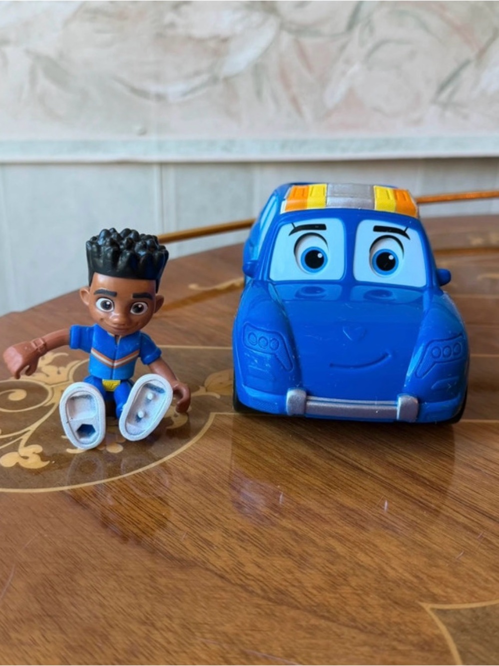 Disney Junior Firebuds Jayden Piston Toy Car & Figure